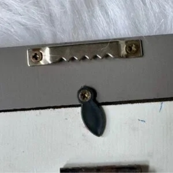 Goovy by Portico Grey Little Red Riding Hood Wooden Square Photo Frame Wallet Sz - Picture 4 of 6